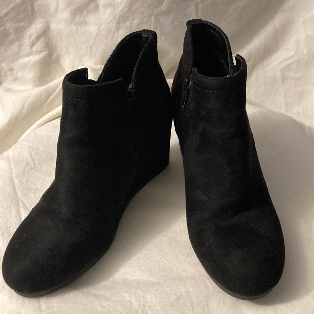 Marbella wedge boots